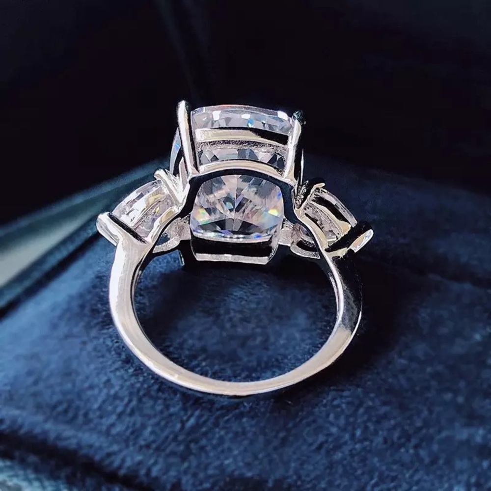 🛳 3Ct 11.7mm x 10mm Cushion Cut Austrian Crystal Solitaire Rings - Picture 4 of 12
